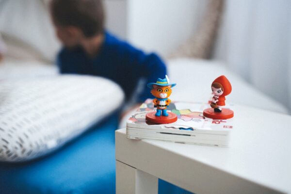 FABA figurine - Le petit chaperon rouge et une autre histoire – Image 2