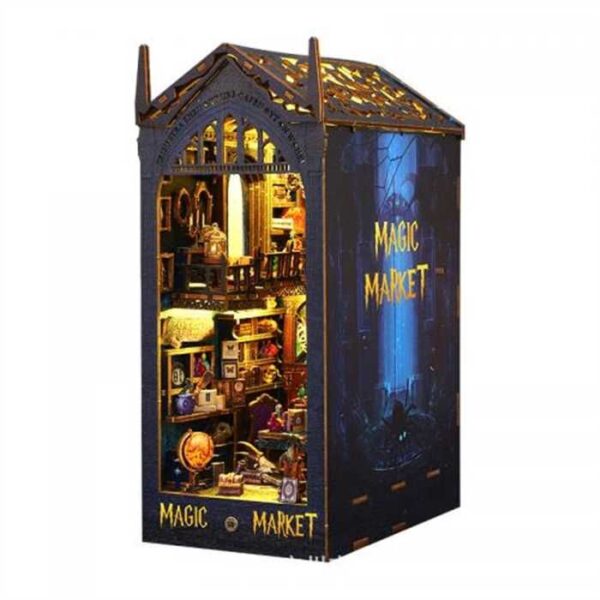 3701625913313-magic-market---book-nook